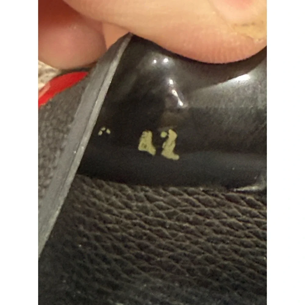 Gucci web slide